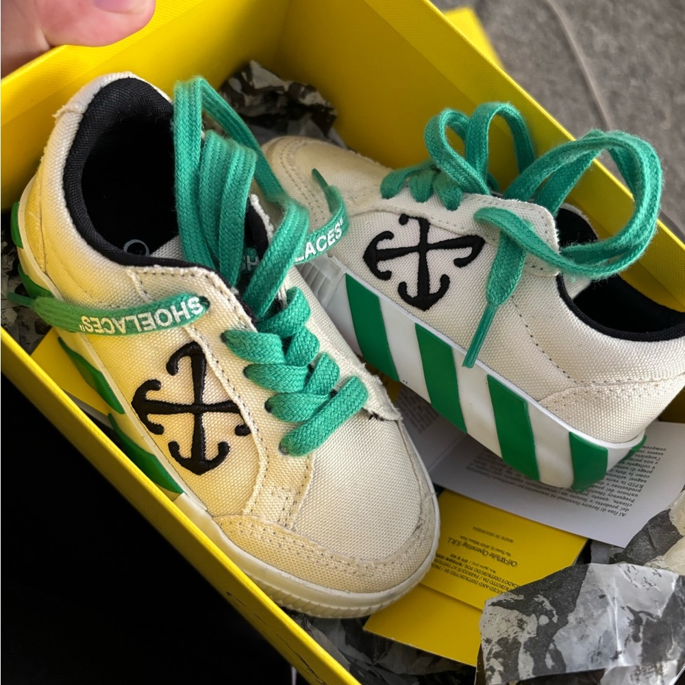 Off-White
